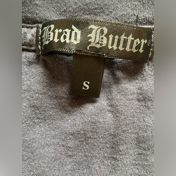 Y2k Grunge Blue & Grey Fitted V Neck Tee Guns, Roses, Hearts & Wings Design - Picture 7 of 7